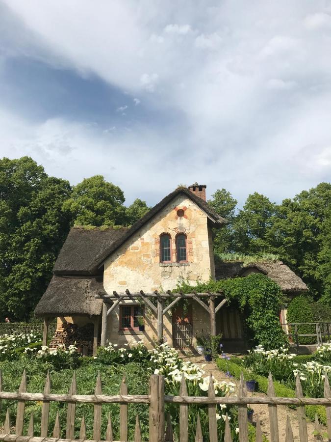 Les Mansardes Du Roi - Tout Proche Chateau Versailles Kültér fotó